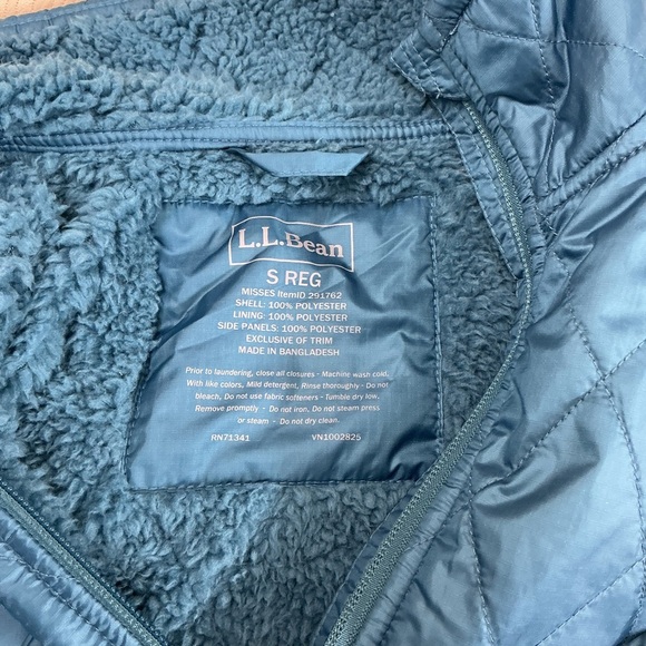 L.L. Bean Teal Quilted Vest - Picture 3 of 3